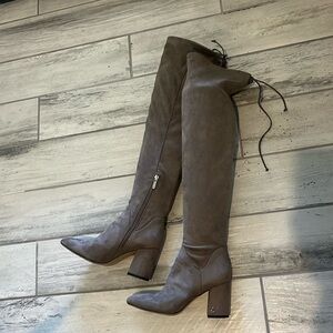 Circus by Sam Edelman taupe suede women’s size 6 knee high block heel boot